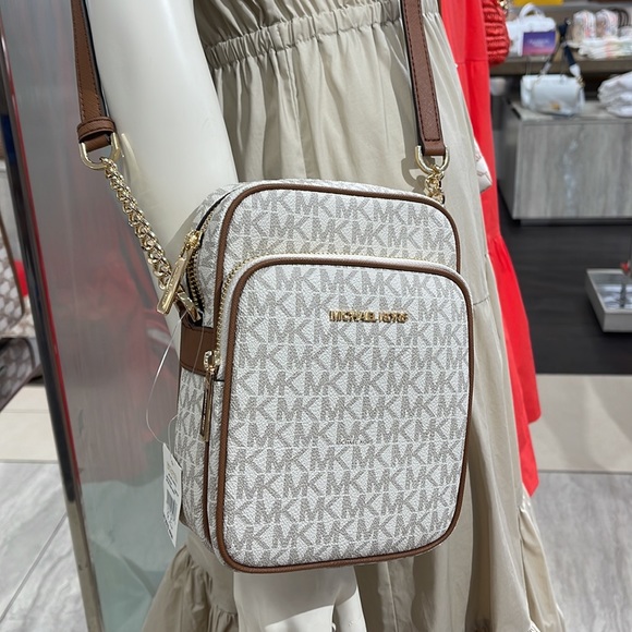 Michael Kors Jet Set Travel NS Chain Medium Logo Crossbody Bag Vanilla Color - Picture 13 of 16